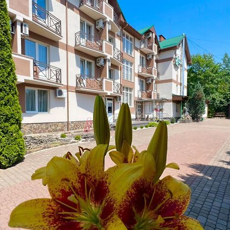 Lileya Hotel Polyana  Ngoại thất bức ảnh